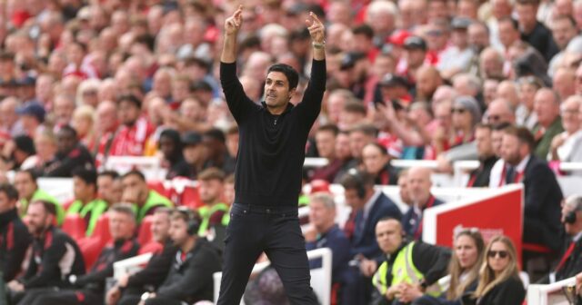 Mikel Arteta robí šok Kiwior volanie ako delostrelecké oko 

