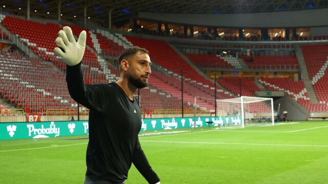 Mužský mestský správca Donnarumma pripravený na obtiažnosť ideálnej organizácie Globe Mužský mestský správca Donnarumma pripravený na obtiažnosť ideálnej organizácie Globe