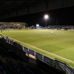 Zápas na Eastleigh's Silverlake Stadium bol náhle zastavený a následne opustený