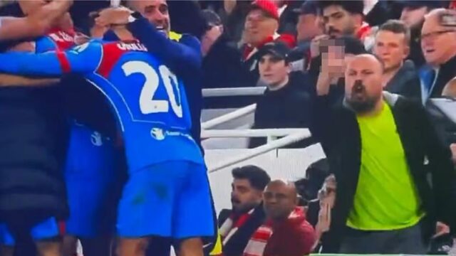 Nemôžeme z tohto nasledovníka Liverpoolu urobiť „odvážneho“ hrdinu? 

