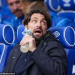 Russell Martin vydržal ďalší agonizujúci deň v Ibroxe, ale odmietol odísť