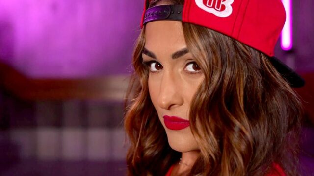 Nikki Bella odhaľuje Seth Rollins, ktorá jej existovala počas 30-minútového rozhovoru 

