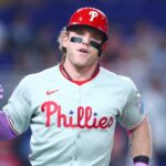 Nižšie je dôvod, prečo nasledovník Phillies rozdal sféru korunného úspechu svojho dieťaťa