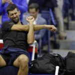 Novak Djokovic je v neznámej úlohe spojlera, keď sa snaží dostať do cesty tretiemu finále Grand Grand Slam medzi Jannikom Sinnerom a Carlosom Alcarazom na US Open.