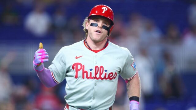Phils, Marlins Rally okolo mladého sledovateľa po odstránení sféry pre ľudské zdroje 

