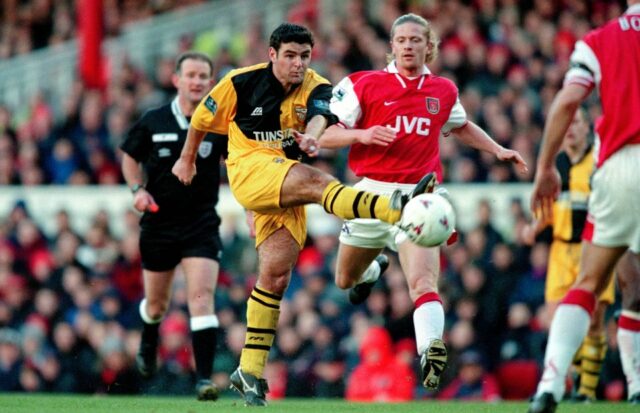Port Vale Flaunt Dokument Dokument, ktorý nič iné britská skupina nedosiahla v porovnaní s zbierkou Arsene Wenger 

