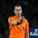 Predchádzajúca popredná organizácia Rozhodca David Coote účtovaný za neslušné obrazy Kid | futbal