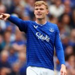 Prenos správ, informácie: Liverpool na meranie Male United pre Branthwaite