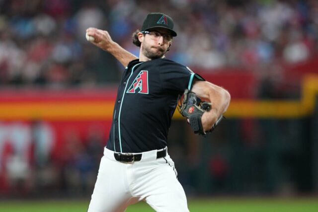 MLB: Philadelphia Phillies v Arizone Diamondbacks
