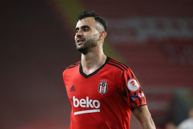 Rachid Ghezzal sa pripravil, aby sa vrátil do Lyonu bezplatným prenosom 

