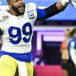 Rams Tale Aaron Donald určite bude mať Bunda č. 97 odišli do dôchodku Pitt