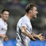 Florencia, Taliansko - 13. september: Rasmus Hojlund z Napoli oslavuje svoj cieľ počas zápasu Serie A medzi ACF Fiorentina a SSC Napoli v Artemio Franchi 13. septembra 2025 vo Florencii v Taliansku. (Fotografie podľa obrázkových fotografií Agentúra/Getty Images)
