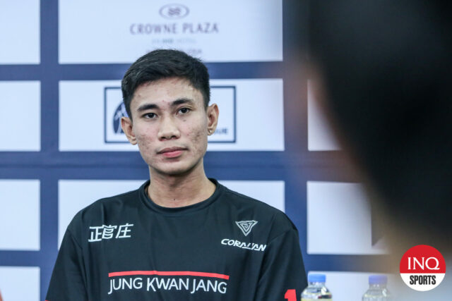 Rhenz Abando sa stretol so svojím tímom kórejskej basketbalovej ligy, Anyang JKJ Red Boosters. KBL