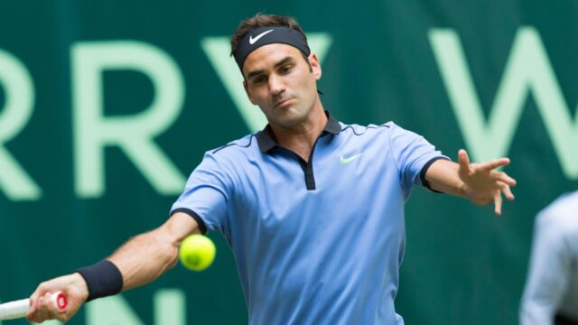 Roger Federer presne popisuje, ako poraziť „veľmi tvrdý“ Carlosa Alcaraza 


