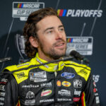 Ryan Blaney reaguje na „jedinečný“ pohyb NASCAR na Mesiac porozumenia rakoviny rakoviny Busta