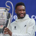 S nástrojmi vylúčenými, keď John Obi Mikel robí Rogue Title Cell, keď tvrdí, že ho môžu vyhrať iba 2 skupiny