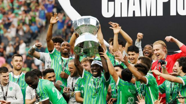 Seattle Sounders omráči Lionel Messi Inter Miami 3-0, aby zdvihol hrnček lig 

