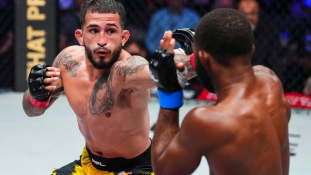 Sergio Pettis skutočne dúfa, že získal Magomed Magomedov, ktorý spôsobuje výstrel titulu PFL 

