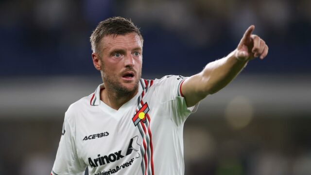 Serie A 2025-26: Vardy robí spustenie v Cremonese's Goalle Draw; Janov ušetrí jeden faktor v COMO 

