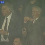 Sir Alex Ferguson oslávil skoré vyslanie Roberta Sancheza spolu so Samom Allardyceom