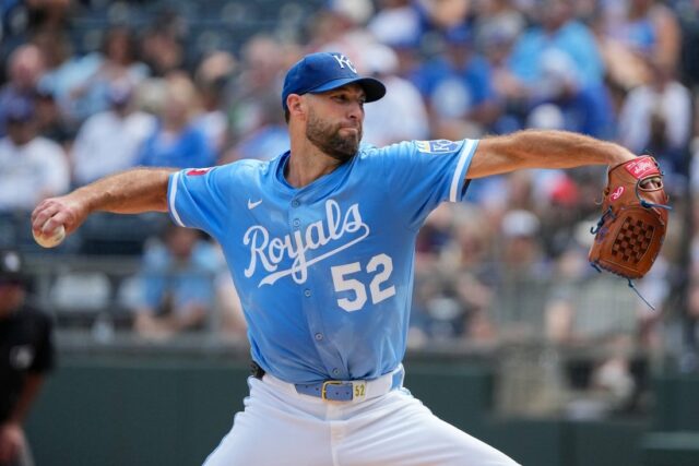 MLB: Toronto Blue Jays v Kansas City Royals