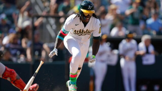 Športová adresa Aroldis Chapman, Rally okolo Red Sox v 9. 

