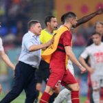 Srbsko zamestnávateľ požiare ohrozujú správu Anglicka, ako upozornili nasledovníci pred agresívnym konfliktom