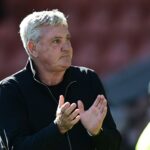 Steve Bruce robí šok vyzerať uprostred kontrolného zoznamu návštevníkov s hviezdami v luxusnej oslave oslavy narodenín Jacka Grealisha