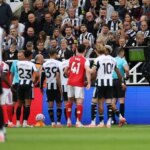 Štiepenie: Premier Organization Problém Var upgrade ako kolekcia vyvrátená vs. Newcastle