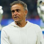 Supervízor PSG Luis Enrique sa ponáhľal do zdravotníckeho zariadenia po strašidelnej havárii cyklistiky