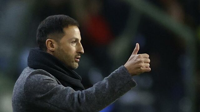 Tedesco mení Mourinho ako vlak Fenerbahce 

