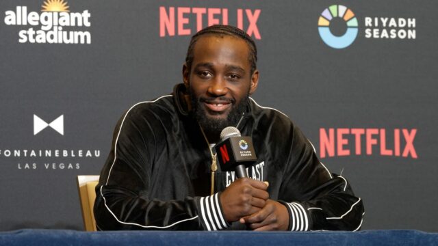Terence Crawford odpovedá na „intoxikovaný“ boxerský popis Ilia Topuria 

