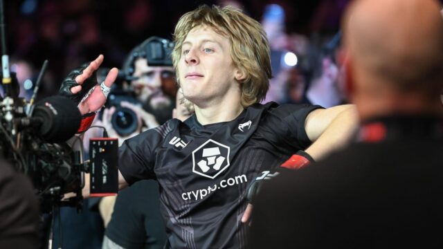 To je dnes mnohými úvodnými boxermi UFC? 

