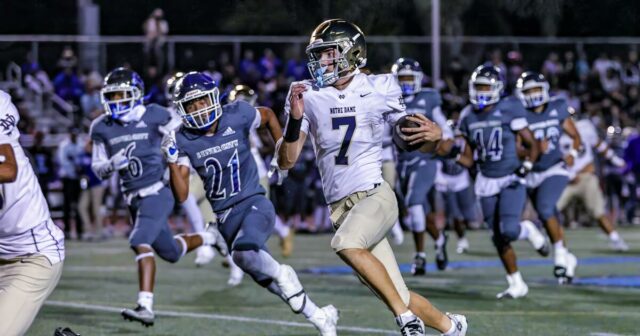 Tyran Stokes úspech v strate Culver City Notre Dame 

