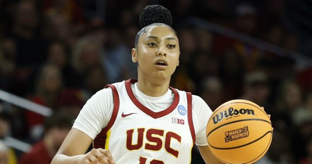 USC basketbalová celebrita Juju Watkins odhaľuje, že toto obdobie nebude hrať 

