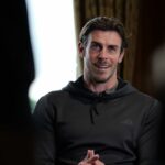 Úplne nový život spoločnosti Gareth Bundle po odchode do dôchodku ako Tale Spustenie úplne novej úlohy | Futbal | Športová aktivita