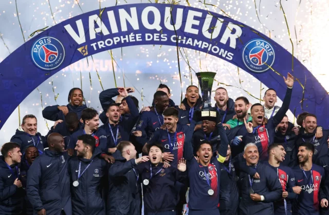 Úrady | Kuvajt na hosťovanie spojenia Tropée Des Champions medzi PSG a Marseille 

