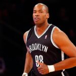 Vodca NBA Jason Collins začína terapiu rastu mysle, tvrdí členovia rodiny