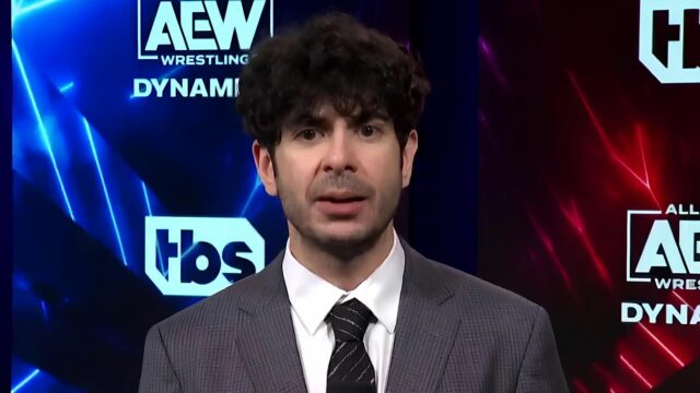 WWE Tale veľmi zabuchne AEW uprostred nedostatočného rebríčka: „Nešťastné“ 


