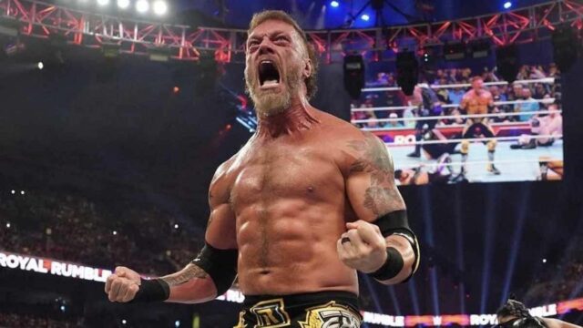 WWE okamžite odporúčania strana a chýbajúca celebrita AEW počas SmackDown 

