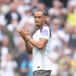 Xavi Simons objasňuje Tottenhamove pocity v dvojslovnej správe pred západným bravčovým mäsom