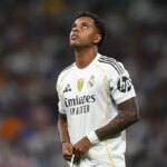 Zbierka má výsledok prenosu Rodrygo a Martinelli, keď Ethan Nwaneri posiela jasnú správu