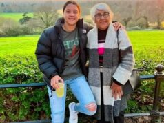 Zlomené srdce pre Matildas Super Star Sam Kerr, keď jej babička prechádza mesiace po tom, čo sa zotavila zázrak dodávka strašidelnou cestnou nehodou Sam Kerr je vyobrazená so svojou babičkou Coral, ktorá zomrela vo veku 90 rokov