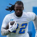 Zranenia NFL: Najee Harris nabíjačky vydrží nekontaktné zranenie nôh