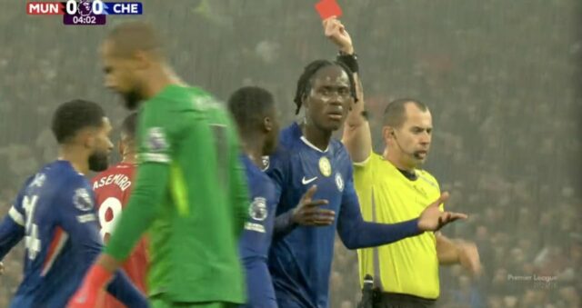 „Eliminuje Chelsea“- Robert Sanchez poslal jednoducho 4 minúty priamo do Classu Manchester United Clash 

