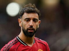 Budúcnosť Fernandes je teraz „istá“, pretože hviezda Red Devils má „iný plán“ medzi Bayernom a PSG „Nepoznávaš ma“ - Fernandes pultuje na filmových kritikov po tom, čo Guy Utd Tales skúma správanie