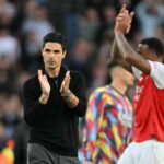 „Predvídateľné“- Mikel Arteta kontrastoval s Gareth Southgate, keď Viktor Gyokeres podporoval búšenie