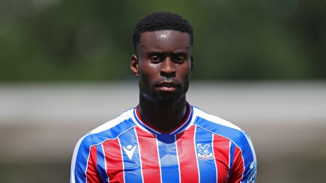 Guehi je stále hráčom Crystal Palace ... zatiaľ