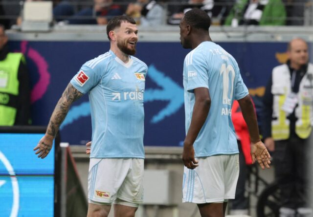 „Tento jednotlivec je mimoriadny“- Škótsko zvolané, ako zanedbávaná celebrita EFL robí Bundesliga pozadím 

