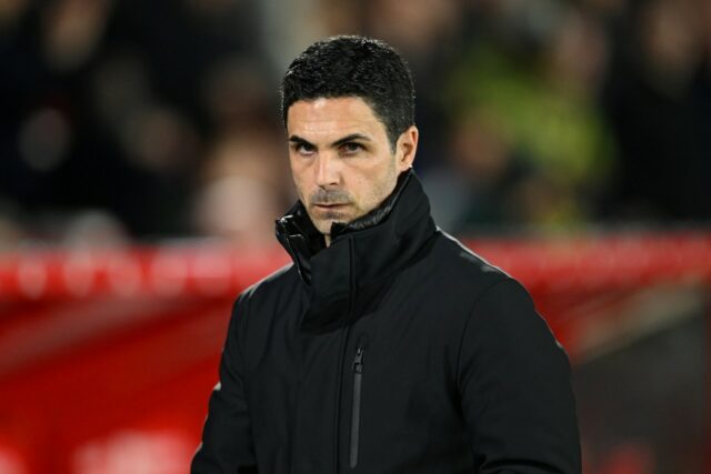 „Toolbox nie je odporný“- Martin Keown vydáva nadšenú podporu dizajnu Mikel Arteta 

